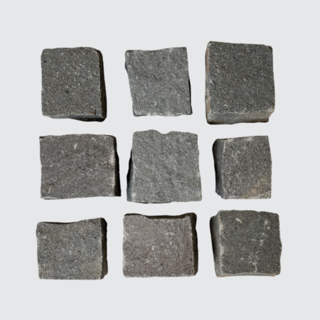 Nova Studio - Piatra Cubica Granit Negru 10 x 10 x 10 cm