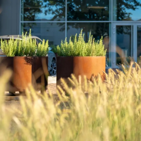 Nova Studio - Vas de plante Corten Circum – Setting