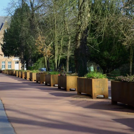 Nova Studio - Vas de plante - Corten - Setting